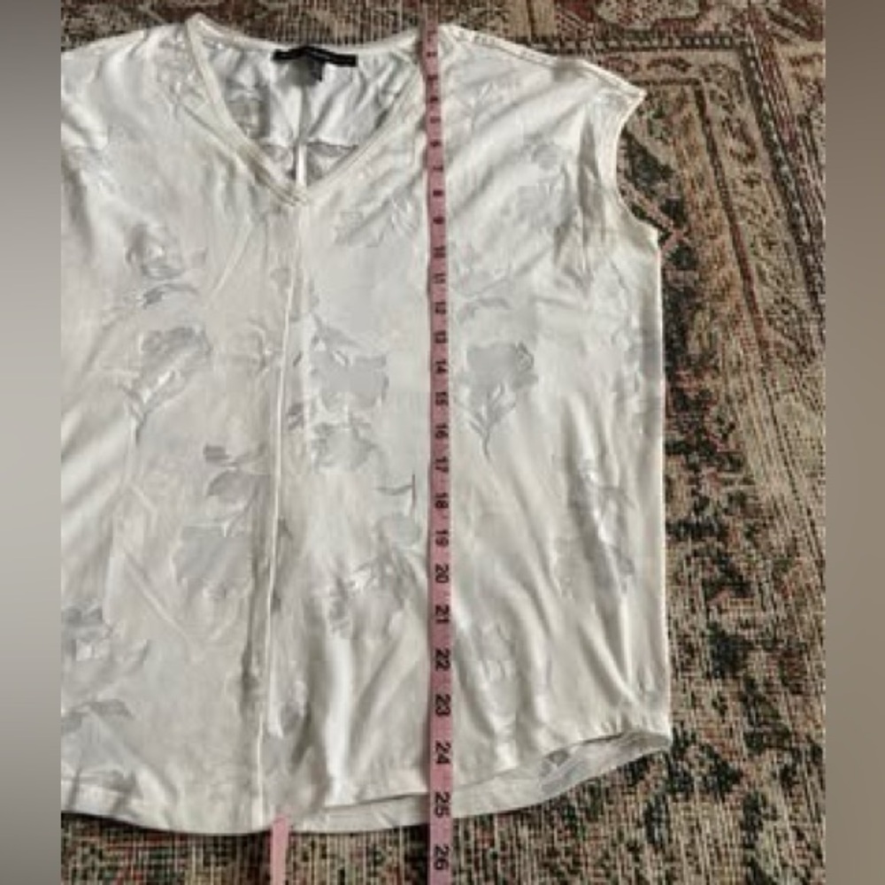 White House black market white floral top, Women’s Small - Picture 6 of 6
